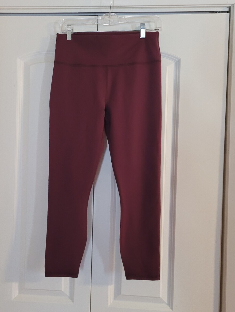 NWT Fabletics Powerhold High-Rise Seamless Leggings in Deep Burgundy